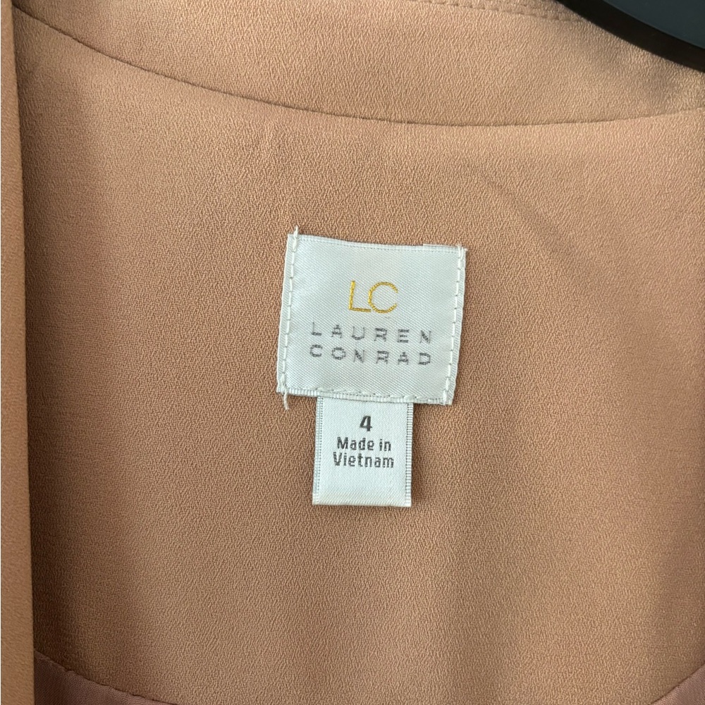 Blazer - Picture 3 of 3